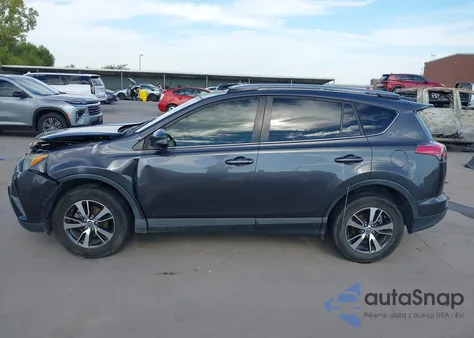 2018 Toyota Rav4 Xle из США, поврежденный, VIN JTMWFREV0JJ185602